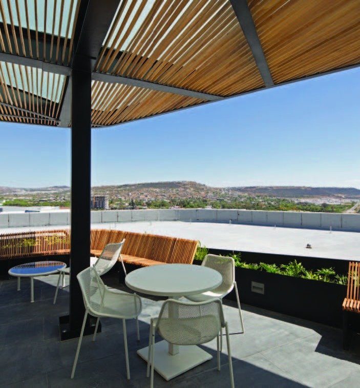 UpTown torre II, ofinas de alto nivel